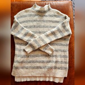 American Eagle Outfitters Knit Sweater
